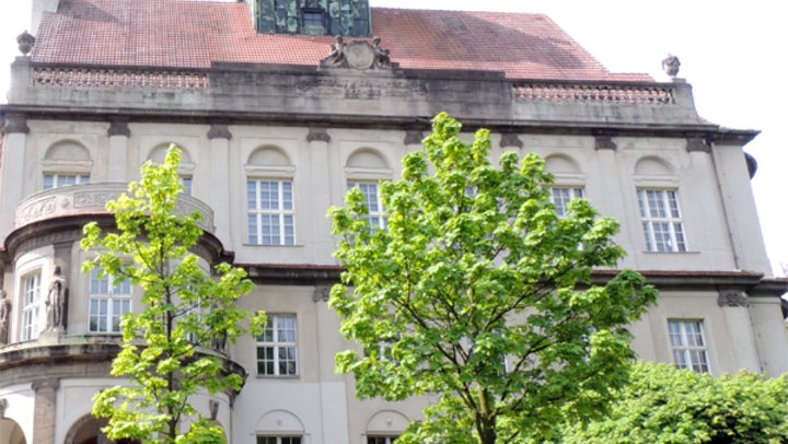 Rathaus Treptow Das Rathaus Treptow