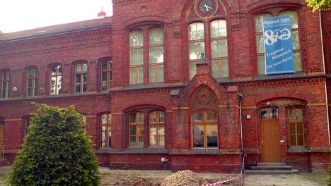20 Alte Schule 01